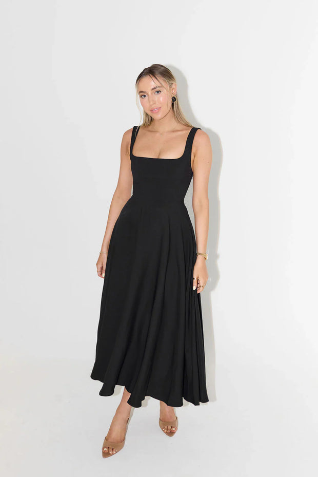 Elegant Sleeveless Midi Dress