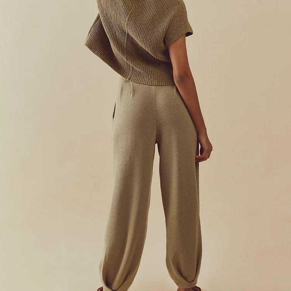 Women's Sweater Suit